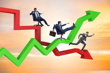 Obraz premium Growth and decline concept with businessmen