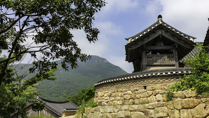 Fototapeta na wymiar Old house of Korean traditional style
