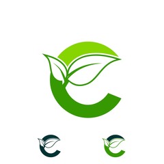 Fototapeta na wymiar sophisticated luxury logos, concept logo leaf letter C, natural green leaf symbol, initials icon design, nature green leaf symbol
