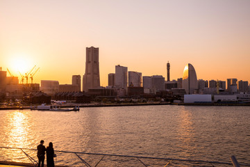 横浜みなとみらいの夕景