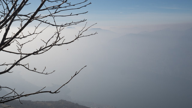 panorama dal monte baldo e parapendio