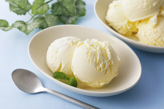 アイスクリーム　Vanilla ice cream