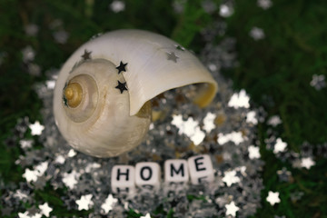 HOME UMZUG BABY GEBURT NEUBEGINN SCHNECKENHAUS HAUS HEIM