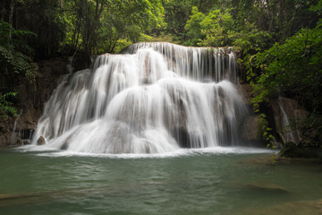 Fototapeta na wymiar Huay-Kamin Waterfall, Thailand