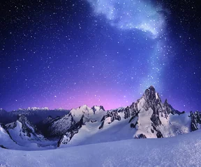 Foto auf Acrylglas Nach Farbe Berglandschaft unter klarem Sternenhimmel