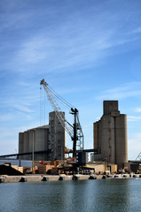 Obraz premium Sea trading port activities
