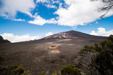 Volcan , Piton de la Fournaise - Ile de la réunion , France 