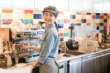 カフェ・スタッフ