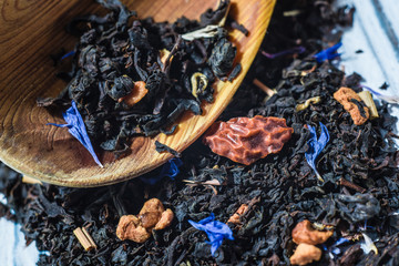 black tea with flowers and fruits