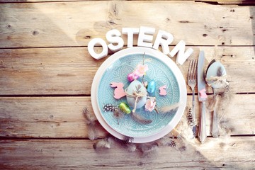 Ostern - Frühstück - gedeckter Tisch 