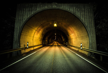 Tunnel