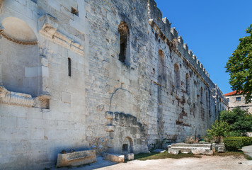 Fototapeta premium Old city wall, Split, Croatia