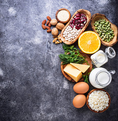 Set of food that is rich in calcium. 