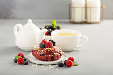 Berry shortcake donuts with tea