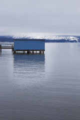 Obraz premium Blue Boathouse on Lake Tahoe