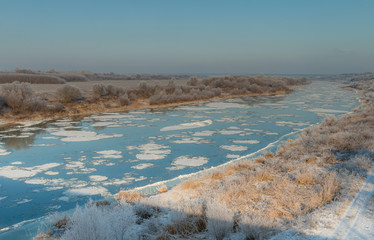 Fototapeta na wymiar Debacle, ice drift on the river