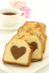 パウンドケーキとコーヒー