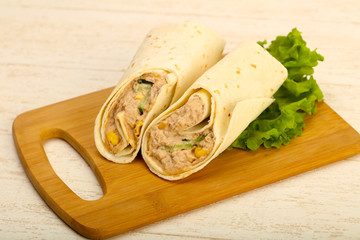 Tuna bread roll