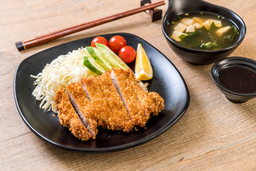 Japanese deep fried pork cutlet (tonkatsu set)