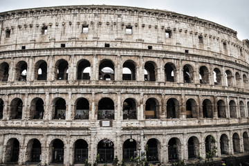 Fototapeta na wymiar Facciata del Colosseo