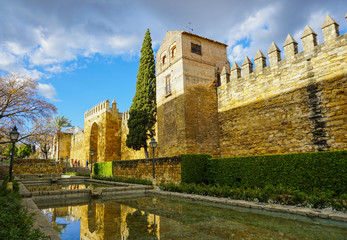 Obraz premium muralla medieval en la ciudad de córdoba españa