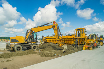 Fototapeta premium Technique for pouring concrete at the aerodrome.