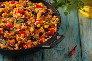 Mexican rice with minced meat and vegetables.
