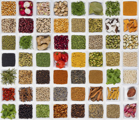 Naklejka premium Selection of cooking ingredients to add flavor and seasoning.