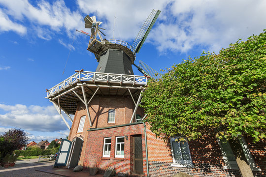 Windmill Esens_horizonal