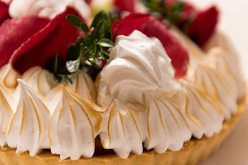 
cake with rose petals