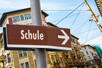 Schild 223 - Schule