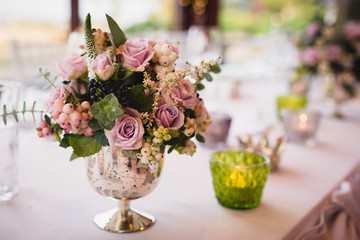 Wedding table decorations with flowers