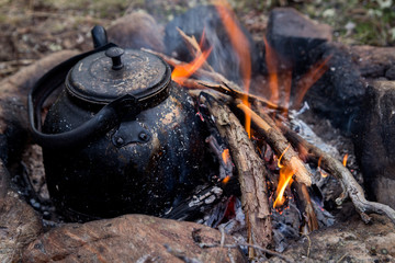 outdoor campfire cooking can