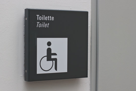Toilette toilet Rollstuhl