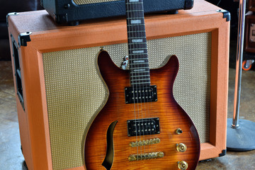 Fototapeta premium Jazz King [vintage jazz tube amp combo]