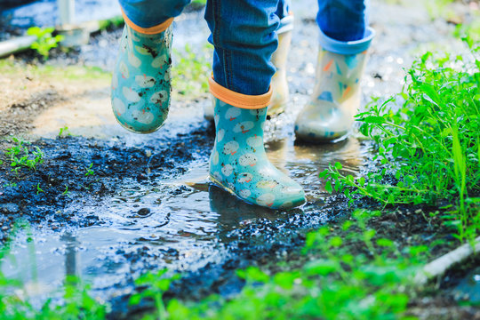 544 Best Kids Grass Stain Images Stock Photos Vectors Adobe Stock