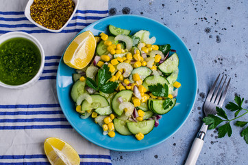 Salad with raw vegetables