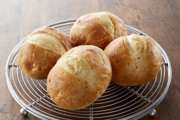 バジルのハーブパン