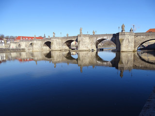 Die alte Mainbr&uuml;cke.. Der &auml;lteste historische Flu&szlig;&uuml;bergang in W&uuml;rzburg.