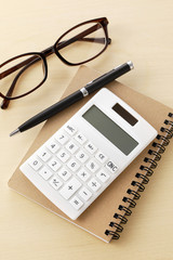 電卓　ビジネス　家計　Calculator business household image