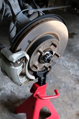 Front disc brake