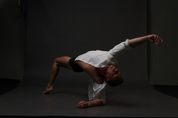 men is dances in a black pants