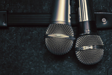 Obraz premium close up two microphone for duo sing a song concept