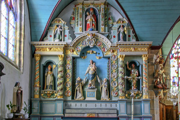 Obraz premium Guimiliau. Eglise saint Miliau. Le retable du Rosaire. Finistère. Bretagne