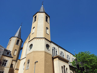 Die Stadt Luxemburg (luxemburgisch Stad Lëtzebuerg) ist die Hauptstadt des Großherzogtums Luxemburg
