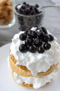 Dessert of puff pastry