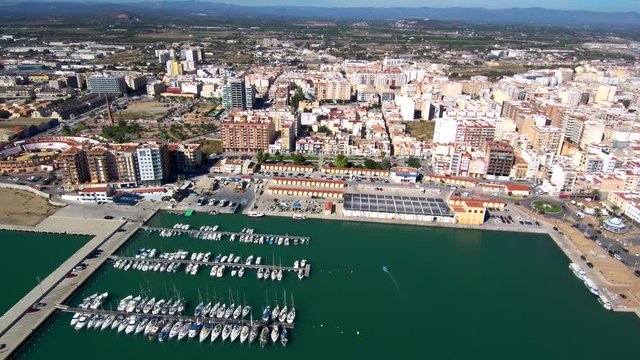 Drone en puerto de  Vinaroz / Vinaros. Localidad costera de Castellon en la Comunidad Valenciana (España) junto al mar mediterraneo. Video aereo con Dron