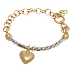 Fashionable golden bracelet with heart shape pendant