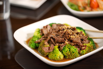 Thai Stir Fry Beef Entree with Brocolli