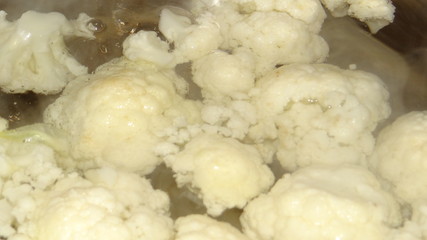 Cauliflower cooked for cooking.